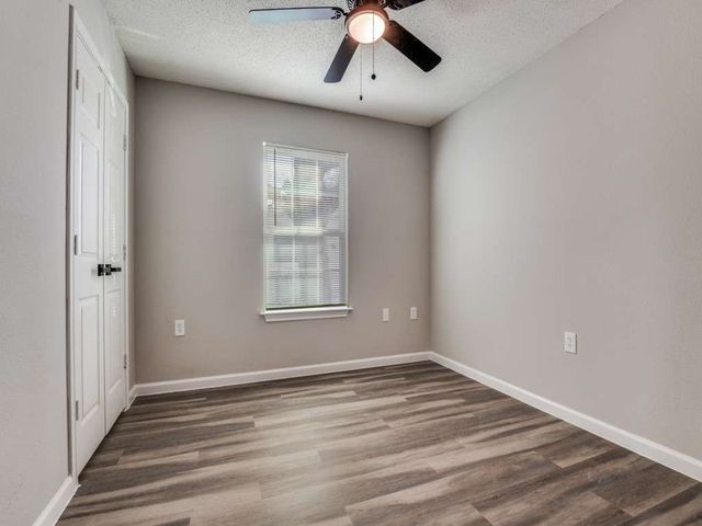 4311 Metropolitan Avenue, Dallas, TX 75210