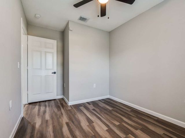 4311 Metropolitan Avenue, Dallas, TX 75210