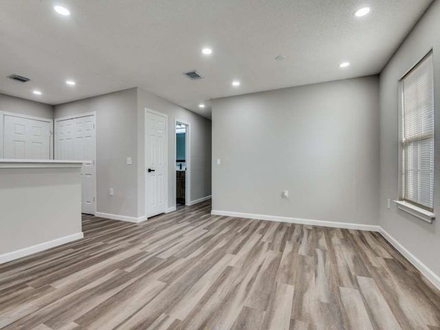 4311 Metropolitan Avenue, Dallas, TX 75210