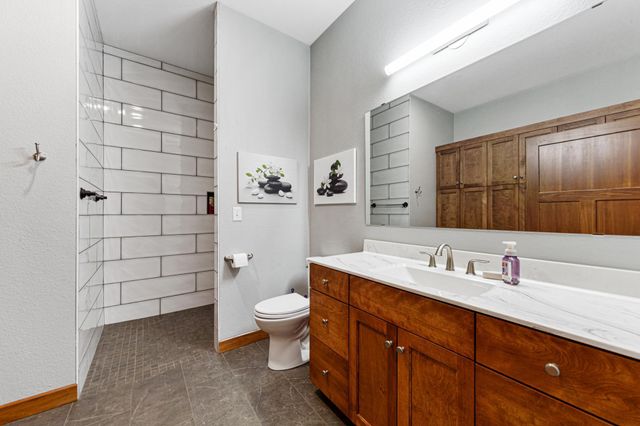 17742 280th Avenue, Ellendale, MN 56026