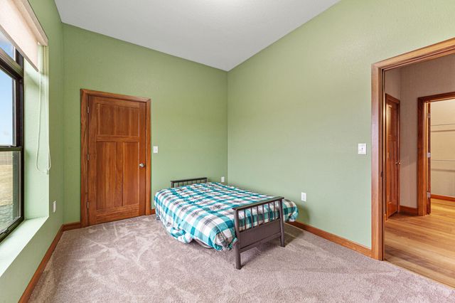 17742 280th Avenue, Ellendale, MN 56026