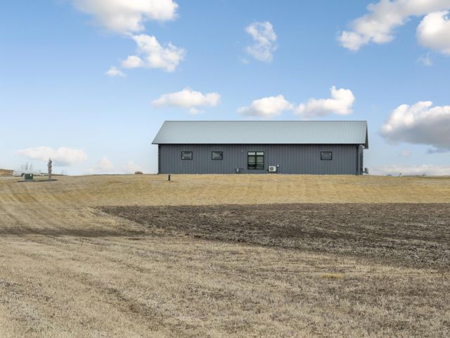 17742 280th Avenue, Ellendale, MN 56026