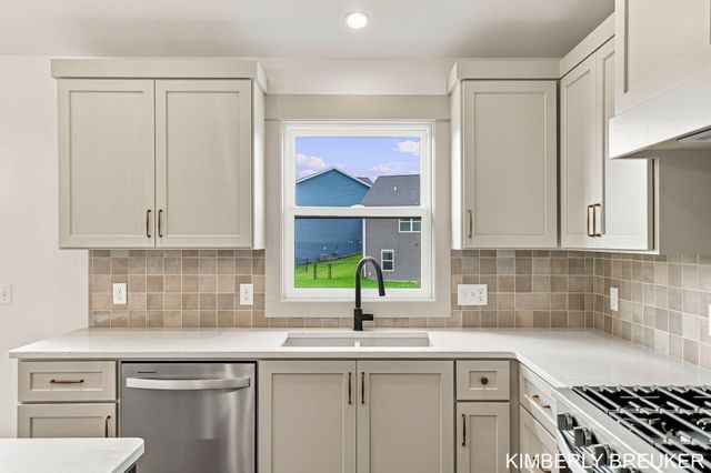 6286 Roman Road, Allendale Twp, MI 49401