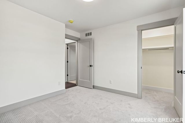 6286 Roman Road, Allendale Twp, MI 49401