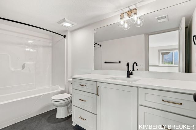 6286 Roman Road, Allendale Twp, MI 49401