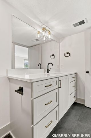6286 Roman Road, Allendale Twp, MI 49401