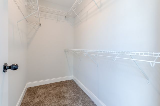 60 W High St, Clarksville, TN 37040