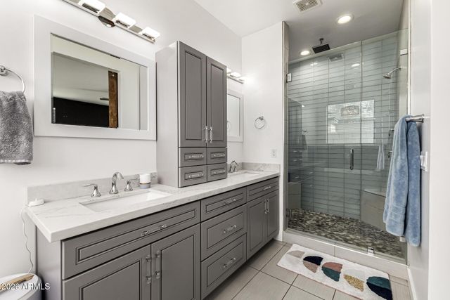 1831 E Montecito Avenue, Phoenix, AZ 85016