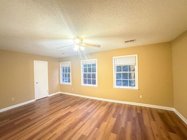 3363 Coachouse Cv, Bartlett, TN 38134