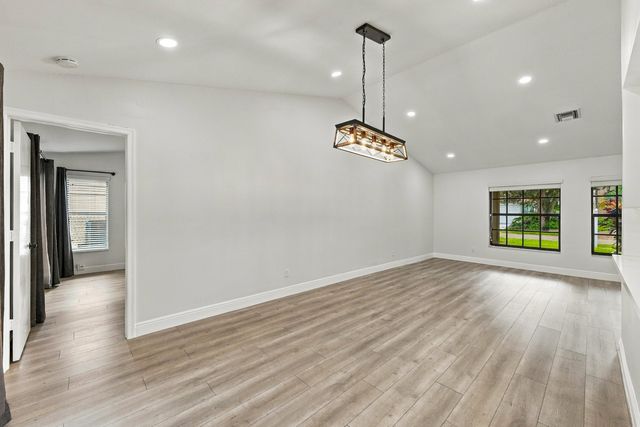 9255 NW 18TH Street, Plantation, FL 33322