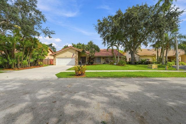 9255 NW 18TH Street, Plantation, FL 33322