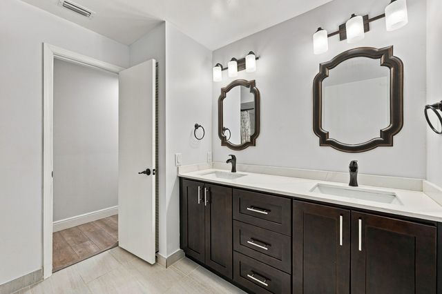 9255 NW 18TH Street, Plantation, FL 33322
