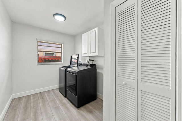 9255 NW 18TH Street, Plantation, FL 33322