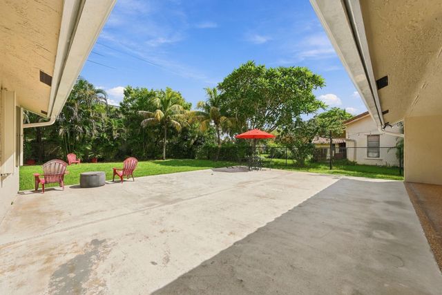 9255 NW 18TH Street, Plantation, FL 33322