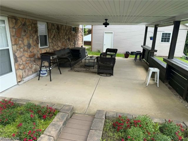 1158 Mick Road, Wellsville, OH 43968