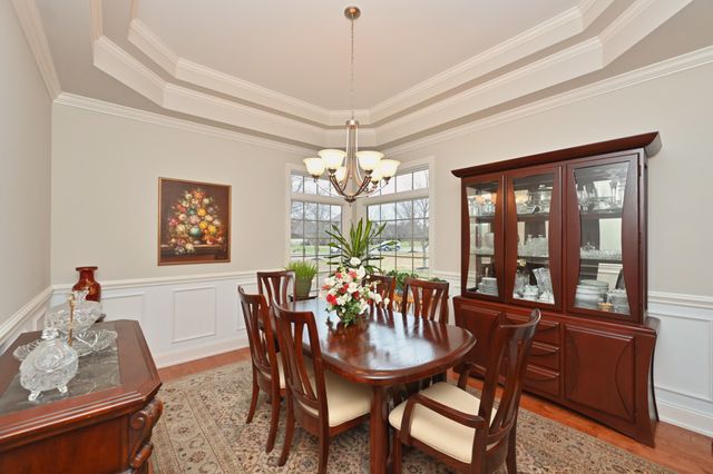 707 Farmington Dr, Lebanon, TN 37087