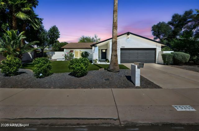 9380 E KALIL Drive, Scottsdale, AZ 85260