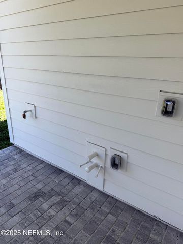 16 MULBERRY Road, Palm Coast, FL 32164