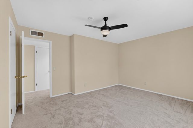 663 Bishops Lodge Road 38, Santa Fe, NM 87501