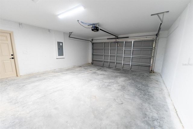 5911 NW 63RD PLACE, Ocala, FL 34482