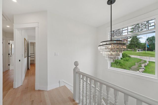 109 Pine Street E, Stillwater, MN 55082