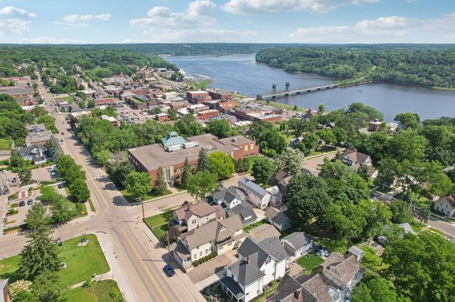 109 Pine Street E, Stillwater, MN 55082