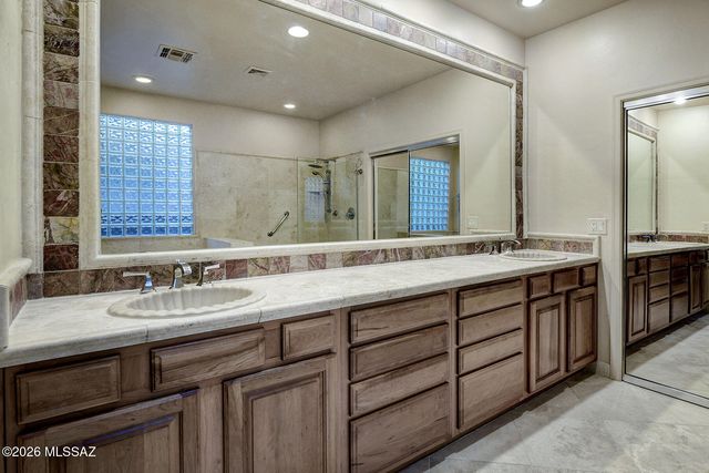 4318 N Sunset Cliff Drive, Tucson, AZ 85750