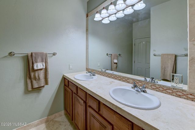 4318 N Sunset Cliff Drive, Tucson, AZ 85750