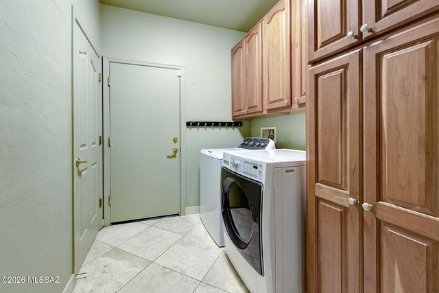 4318 N Sunset Cliff Drive, Tucson, AZ 85750