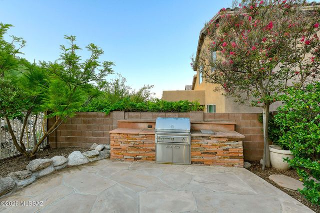 4318 N Sunset Cliff Drive, Tucson, AZ 85750