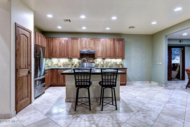 4318 N Sunset Cliff Drive, Tucson, AZ 85750
