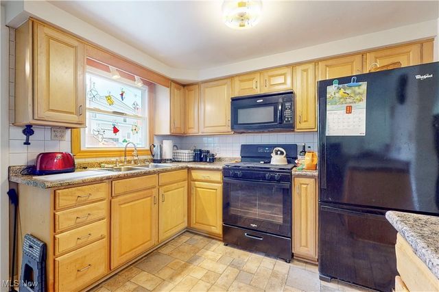 206 Harvard Avenue, Steubenville, OH 43952