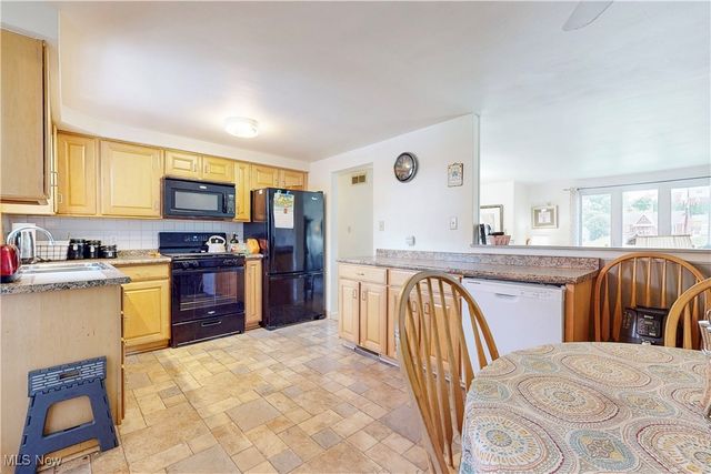 206 Harvard Avenue, Steubenville, OH 43952