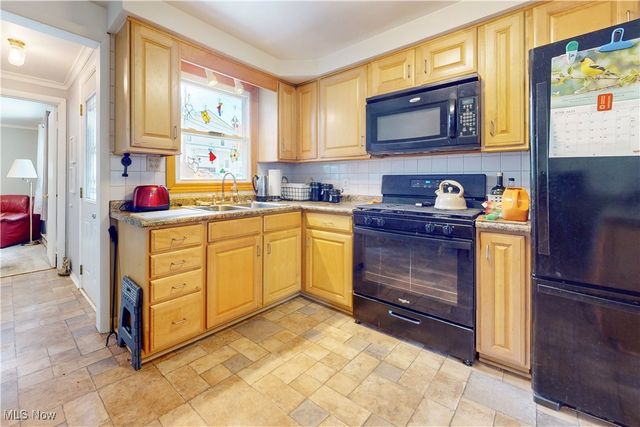 206 Harvard Avenue, Steubenville, OH 43952