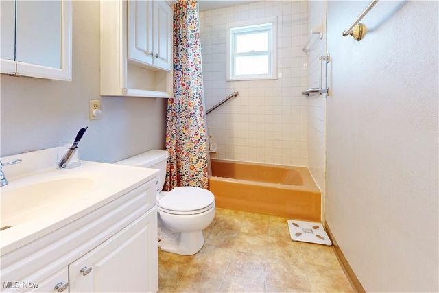 206 Harvard Avenue, Steubenville, OH 43952