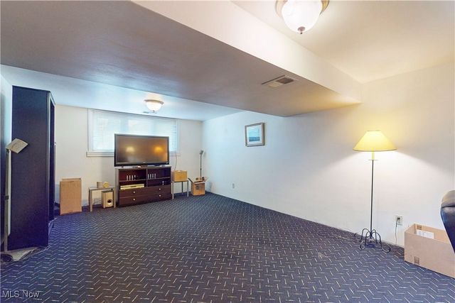 206 Harvard Avenue, Steubenville, OH 43952