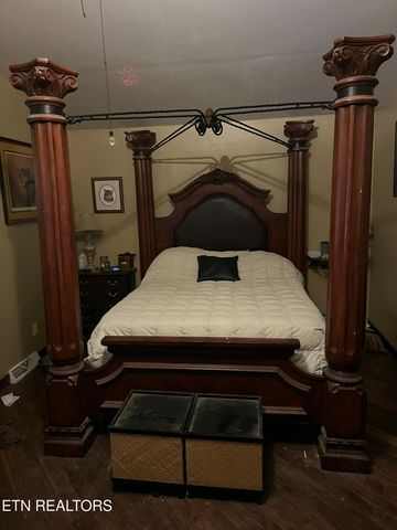 5506 Raccoon Valley Drive, Knoxville, TN 37938