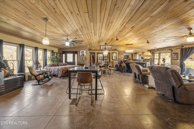 5506 Raccoon Valley Drive, Knoxville, TN 37938