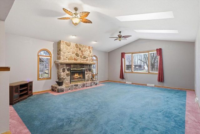 175 N Dries STREET, Saukville, WI 53080