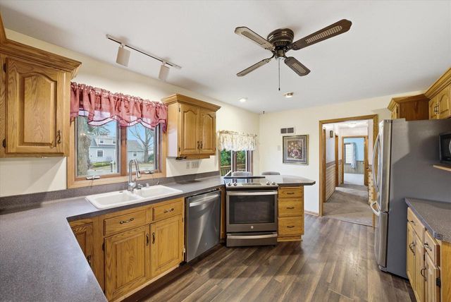 175 N Dries STREET, Saukville, WI 53080