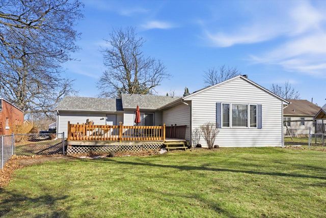 175 N Dries STREET, Saukville, WI 53080