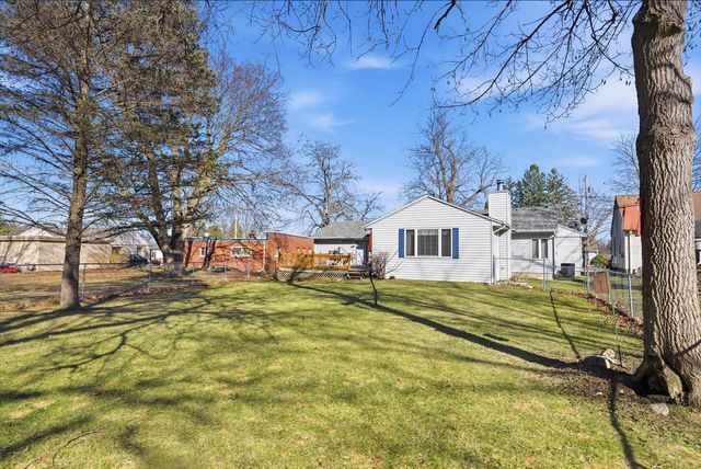 175 N Dries STREET, Saukville, WI 53080