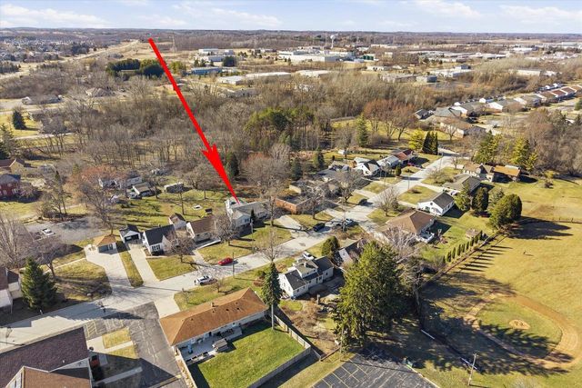 175 N Dries STREET, Saukville, WI 53080