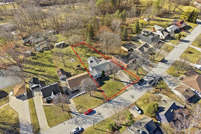 175 N Dries STREET, Saukville, WI 53080