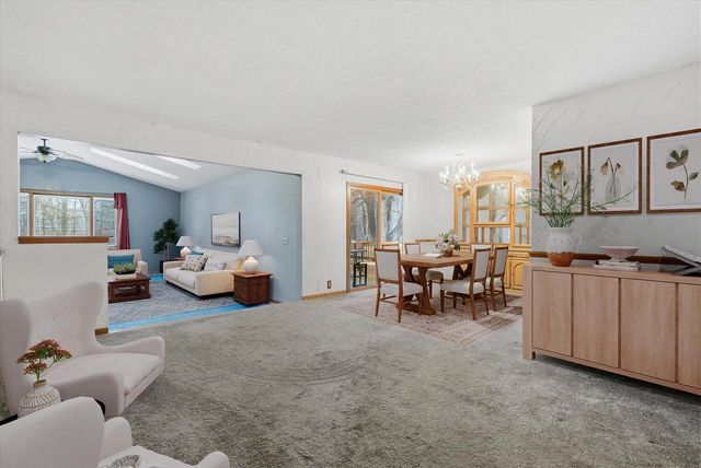 175 N Dries STREET, Saukville, WI 53080