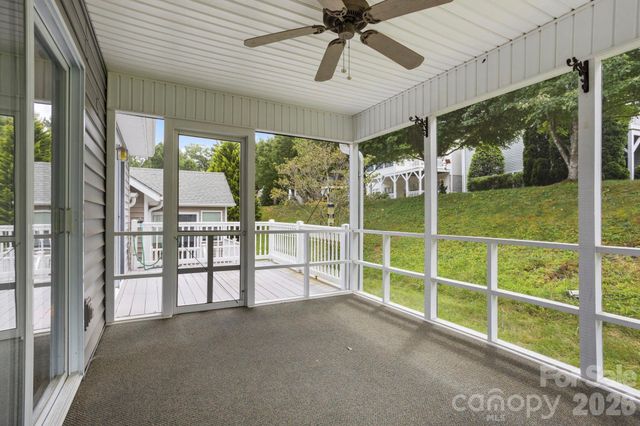 315 Charlestown Drive, Hendersonville, NC 28792