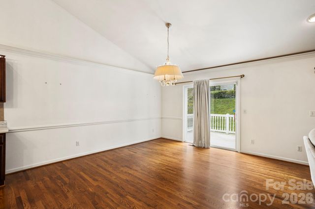 315 Charlestown Drive, Hendersonville, NC 28792