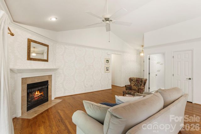 315 Charlestown Drive, Hendersonville, NC 28792