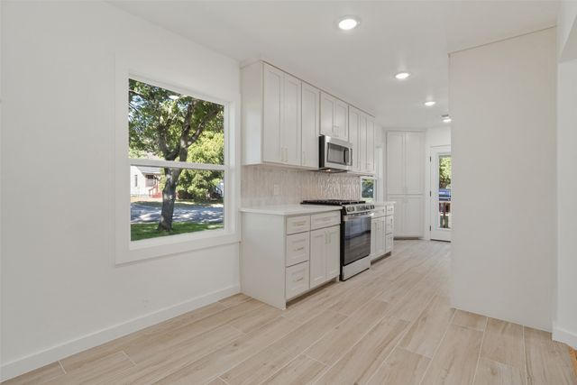 4821 Langley Road, River Oaks, TX 76114