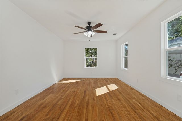 4821 Langley Road, River Oaks, TX 76114